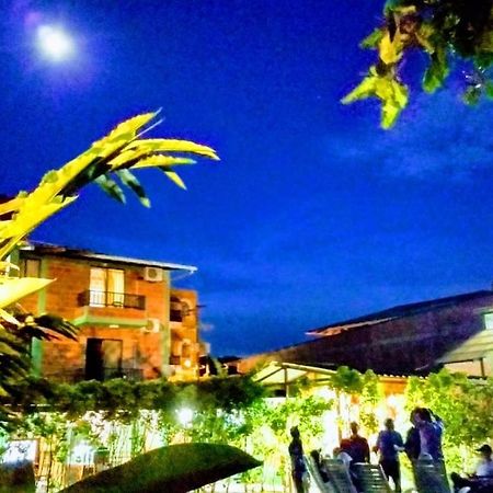 Hotel Bahia Yubarta 바이아 솔라노 외부 사진