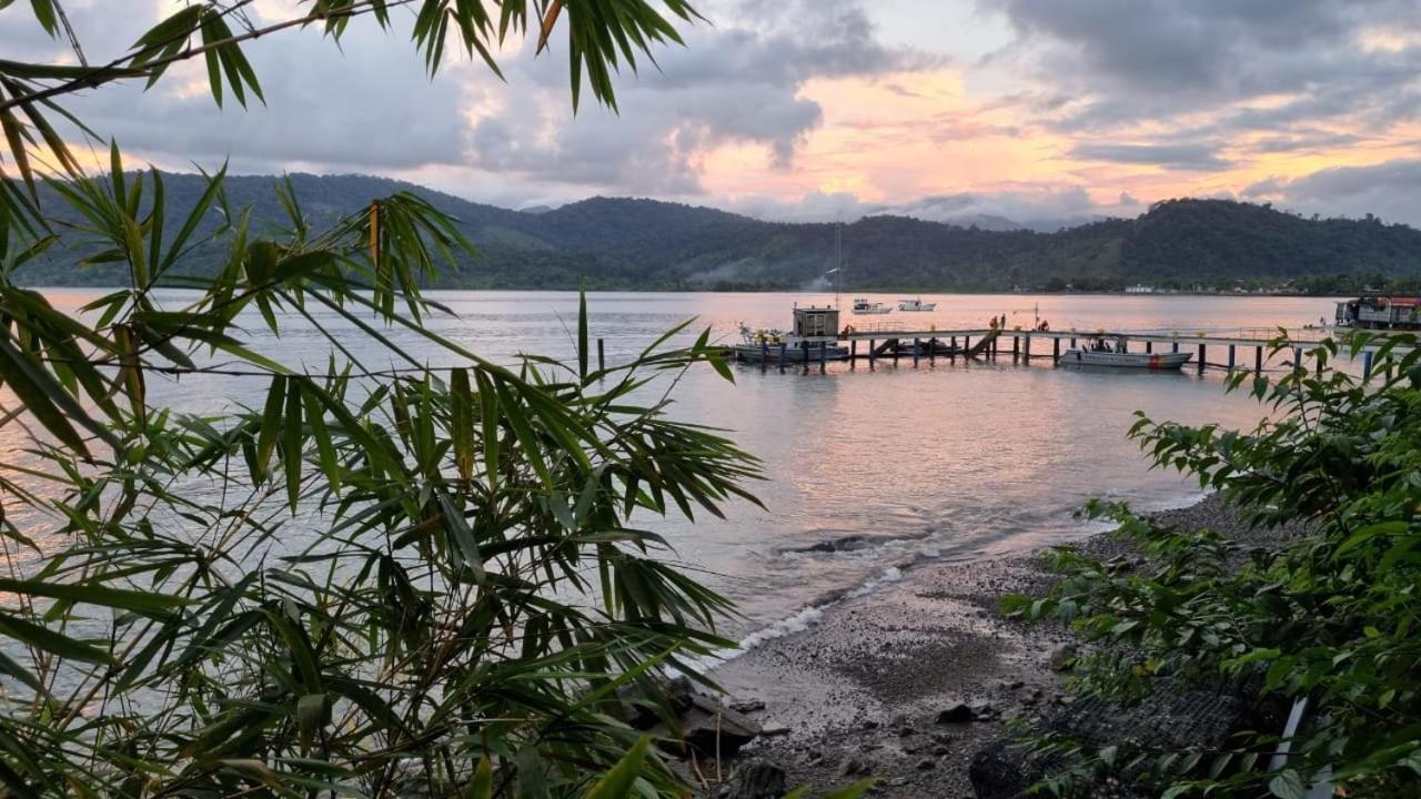 Hotel Bahia Yubarta 바이아 솔라노 외부 사진